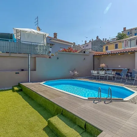 Deluxe Gladiators House - Parking Included Apartman *