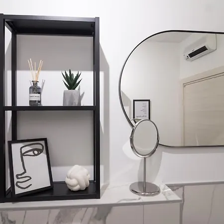 Deluxe Gladiators House - Parking Included 公寓 *