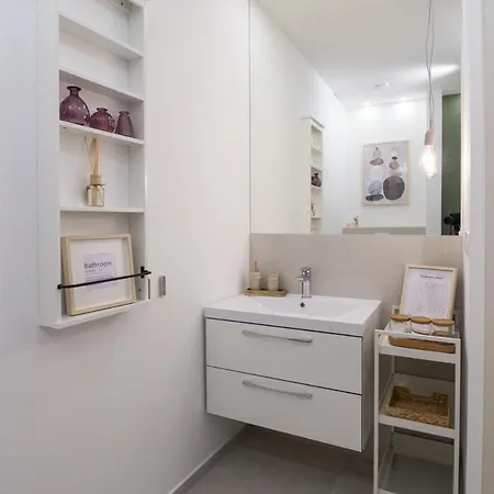 Deluxe Gladiators House - Parking Included 普拉