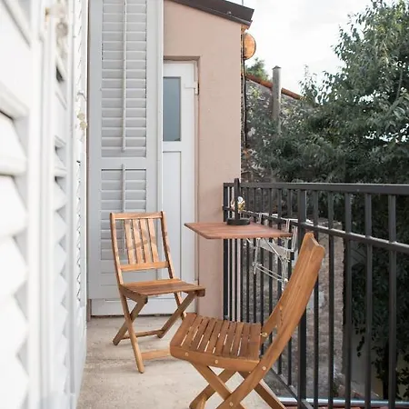 Deluxe Gladiators House - Parking Included Apartmán
