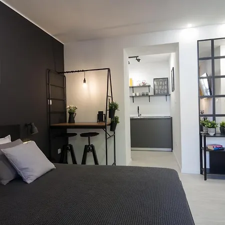 Deluxe Gladiators House - Parking Included Apartmán *