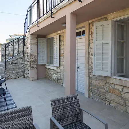 Deluxe Gladiators House - Parking Included Apartmán
