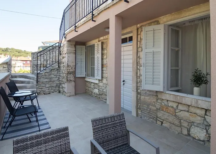 Deluxe Gladiators House - Parking Included Apartamento